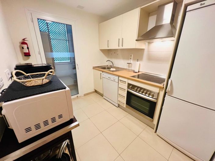 Image No.16-2 Bed Apartment for sale