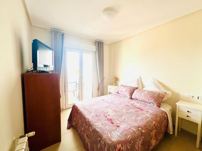 Image No.24-2 Bed Apartment for sale