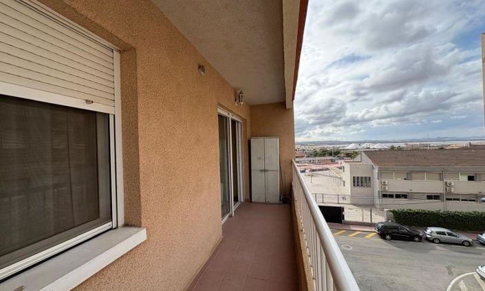 Image No.4-Appartement de 3 chambres à vendre à Torrevieja