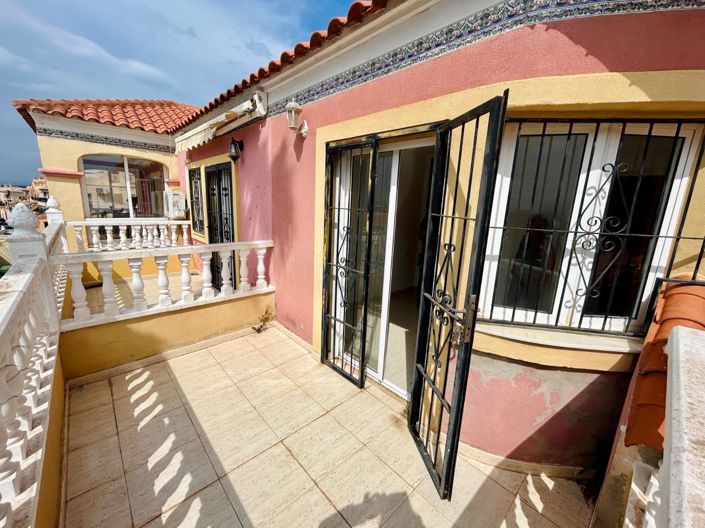 Image No.28-Villa de 2 chambres à vendre à Torrevieja