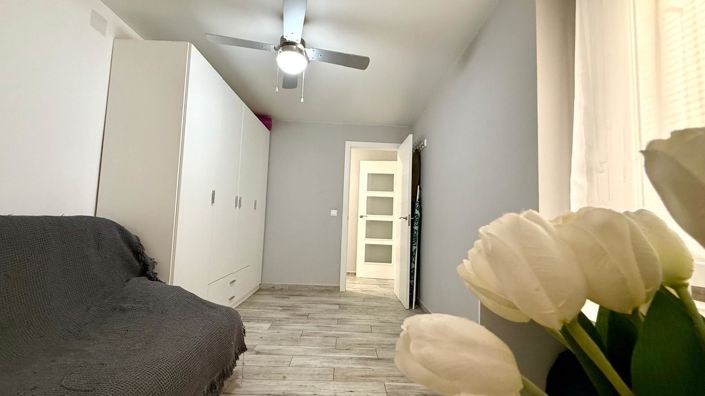 Image No.30-3 Bed Apartment for sale