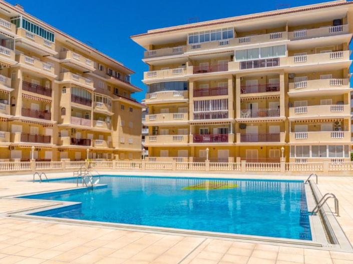 Image No.1-Penthouse de 2 chambres à vendre à Torrevieja