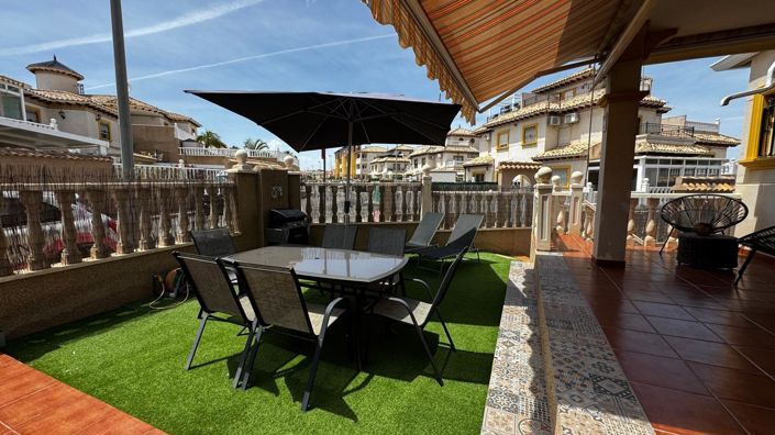 Image No.6-3 Bed House for sale