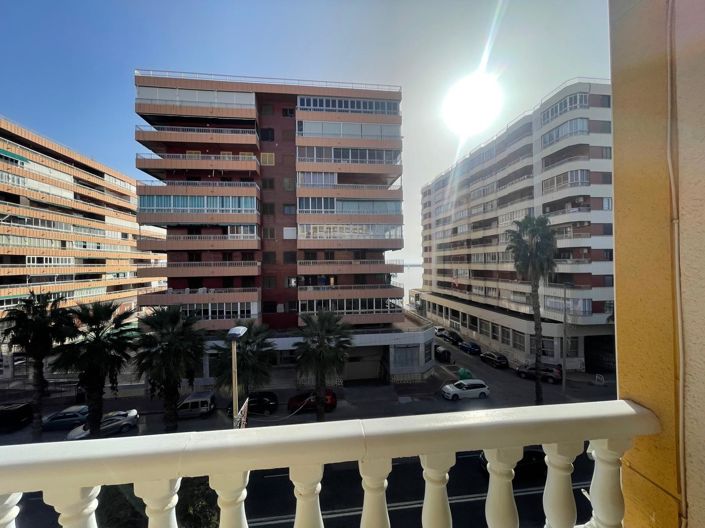 Image No.1-Appartement de 3 chambres à vendre à Torrevieja