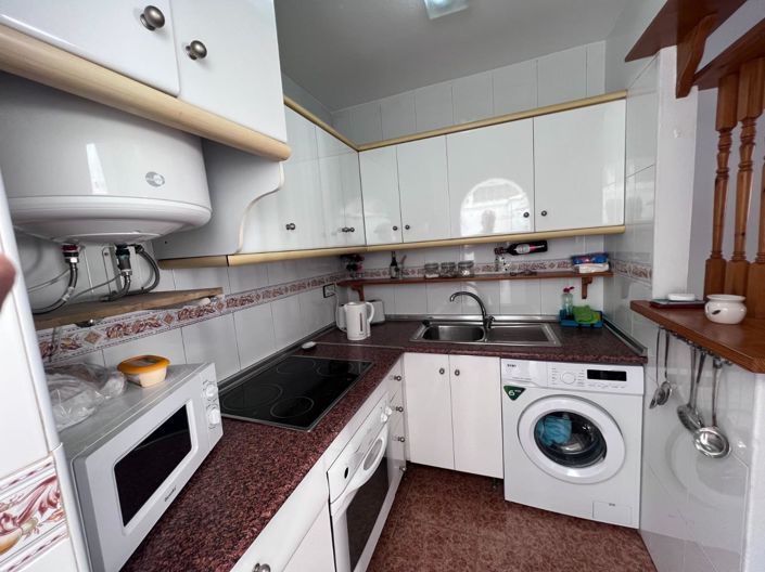 Image No.13-3 Bed House for sale