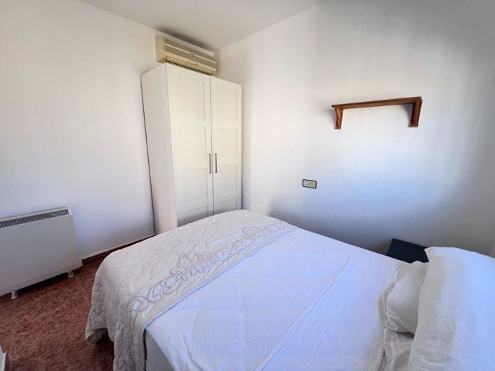 Image No.22-3 Bed House for sale