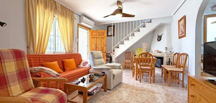 Image No.12-2 Bed House for sale