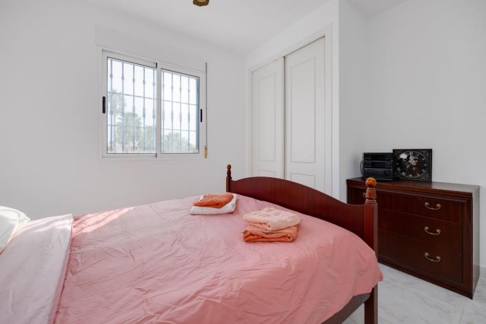 Image No.19-3 Bed Bungalow for sale