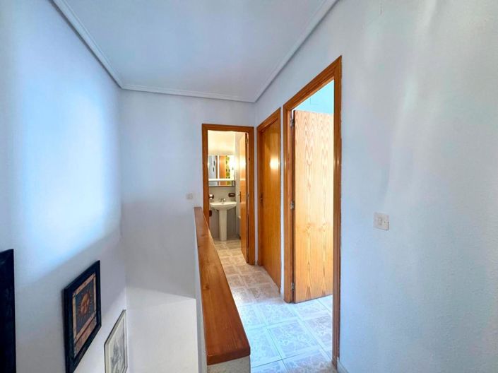 Image No.7-Villa de 2 chambres à vendre à Torrevieja