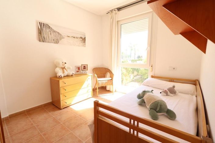Image No.13-3 Bed House for sale