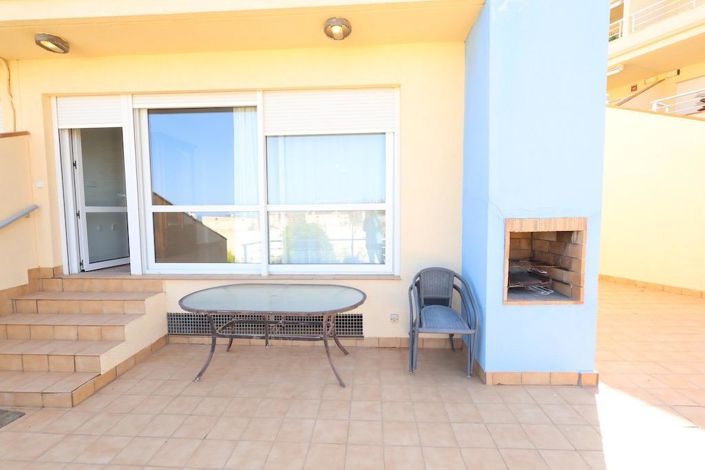 Image No.15-3 Bed House for sale