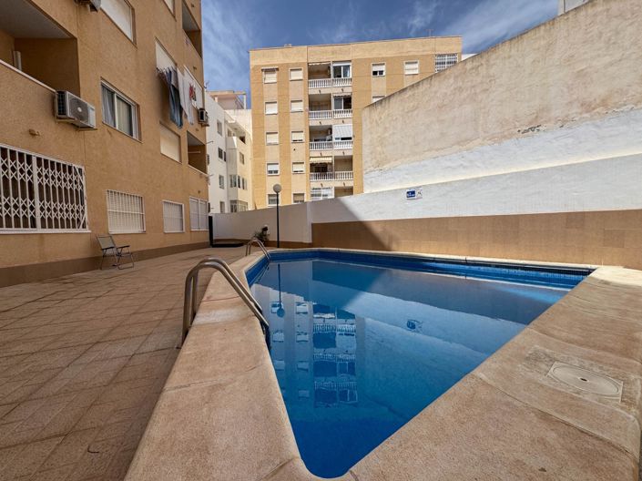 Image No.1-2 Bed Apartment for sale