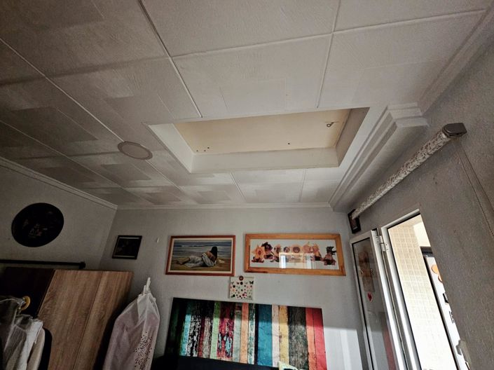 Image No.12-2 Bed Bungalow for sale