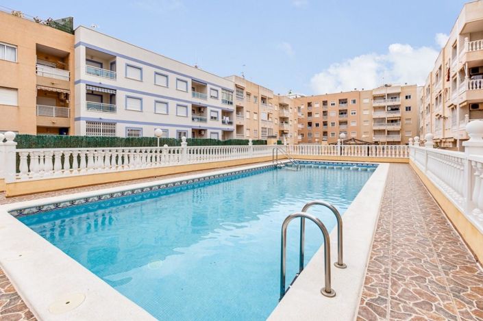 Image No.1-2 Bed Apartment for sale