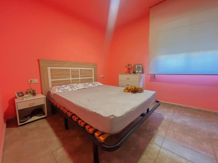 Image No.12-2 Bed Bungalow for sale