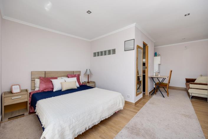 Image No.33-2 Bed Bungalow for sale