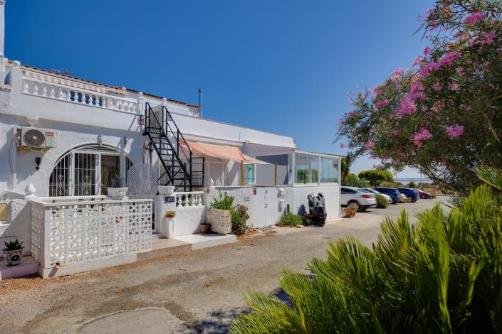 Image No.45-2 Bed Bungalow for sale