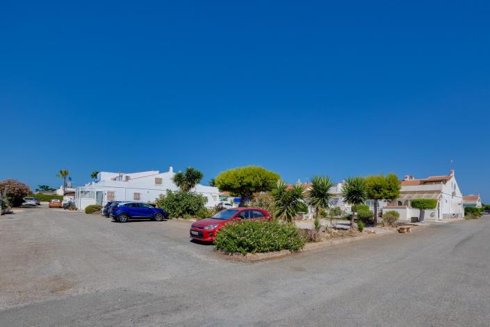 Image No.48-2 Bed Bungalow for sale