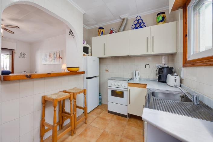 Image No.11-2 Bed Bungalow for sale