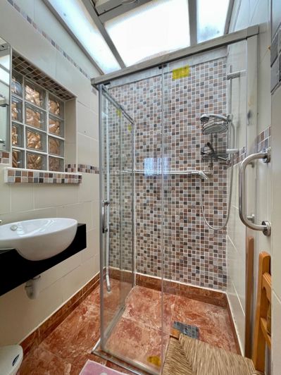 Image No.5-2 Bed Property for sale