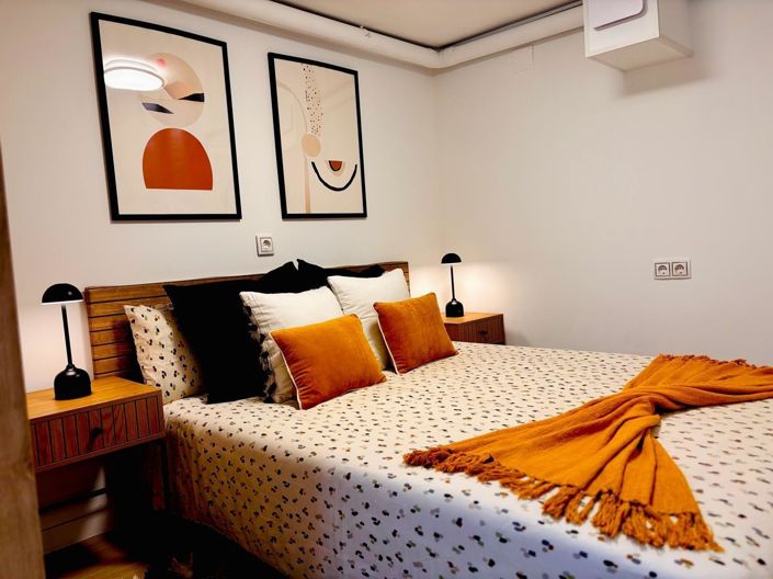 Image No.8-2 Bed Apartment for sale