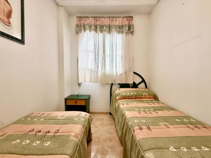 Image No.24-2 Bed Apartment for sale