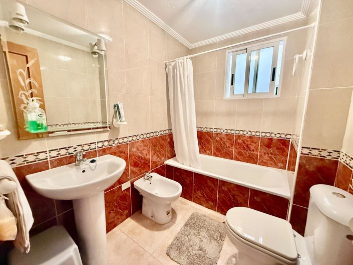 Image No.26-Appartement de 2 chambres à vendre à Torrevieja