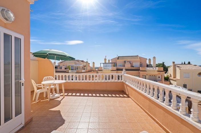 Image No.23-3 Bed Flat for sale