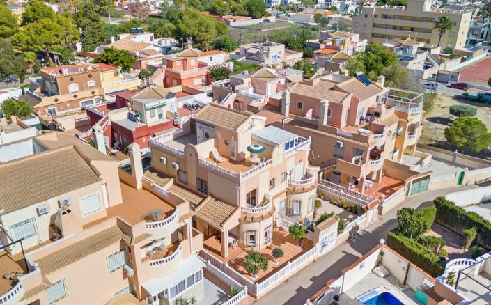 Image No.26-3 Bed Flat for sale