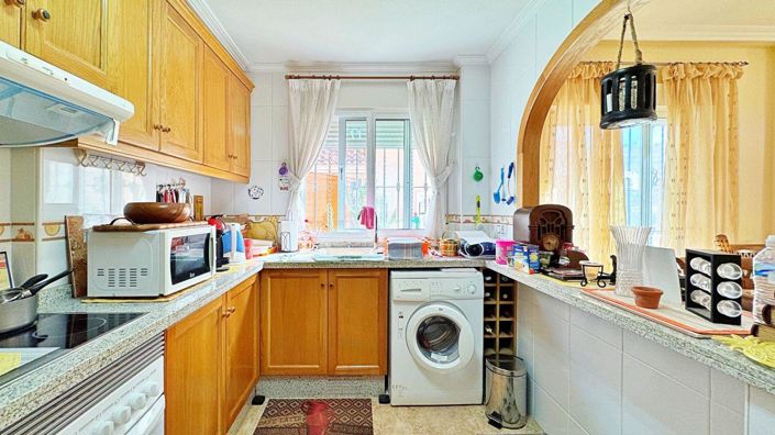 Image No.16-3 Bed House for sale