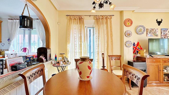 Image No.19-3 Bed House for sale