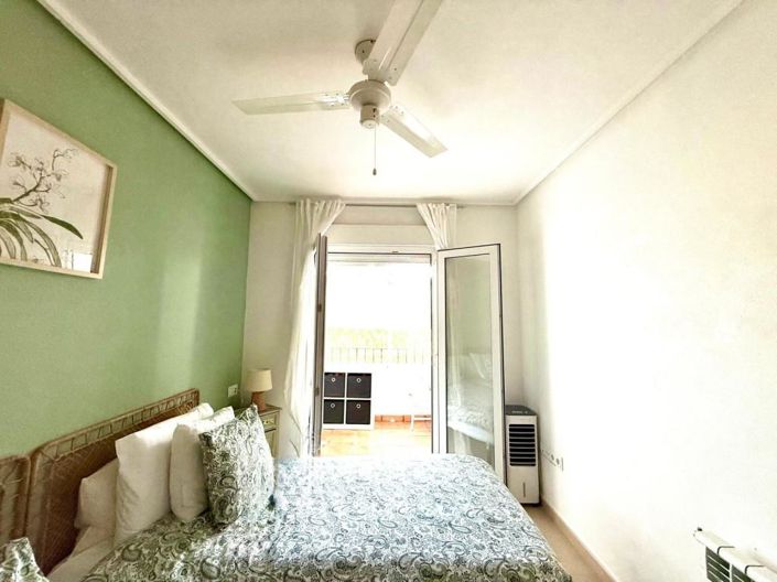 Image No.23-2 Bed Apartment for sale