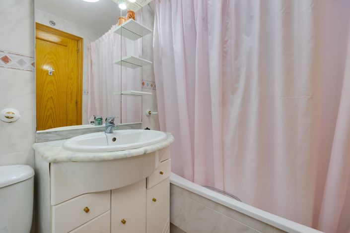 Image No.21-Propriété de 2 chambres à vendre à Torrevieja