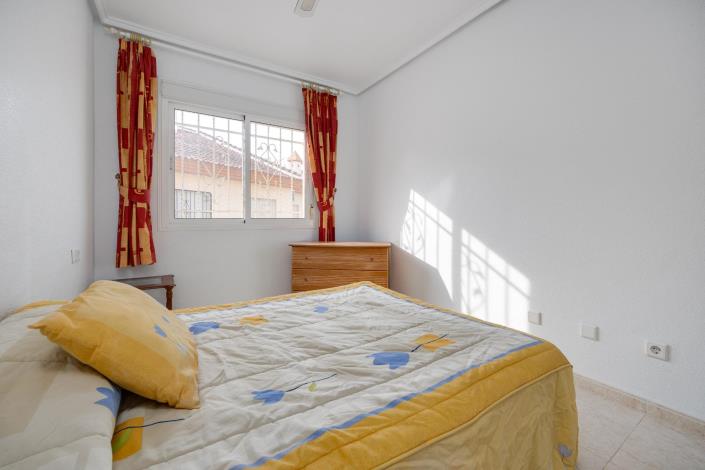 Image No.26-2 Bed Bungalow for sale