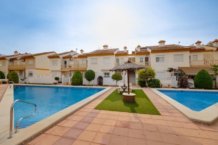 Image No.35-2 Bed Bungalow for sale