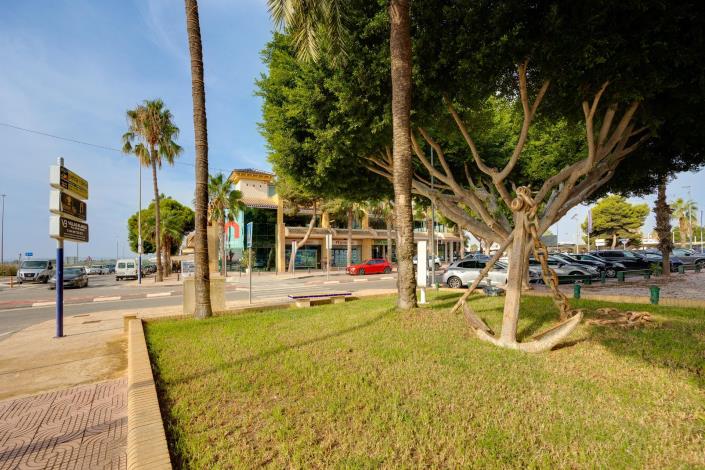 Image No.38-2 Bed Bungalow for sale