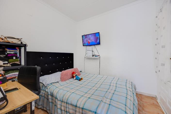 Image No.17-2 Bed Bungalow for sale