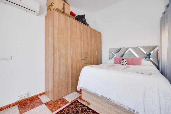 Image No.20-2 Bed Bungalow for sale