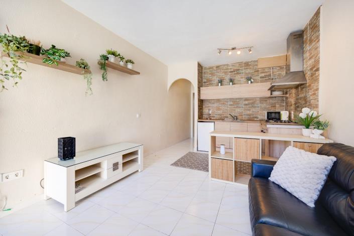 Image No.12-2 Bed Bungalow for sale