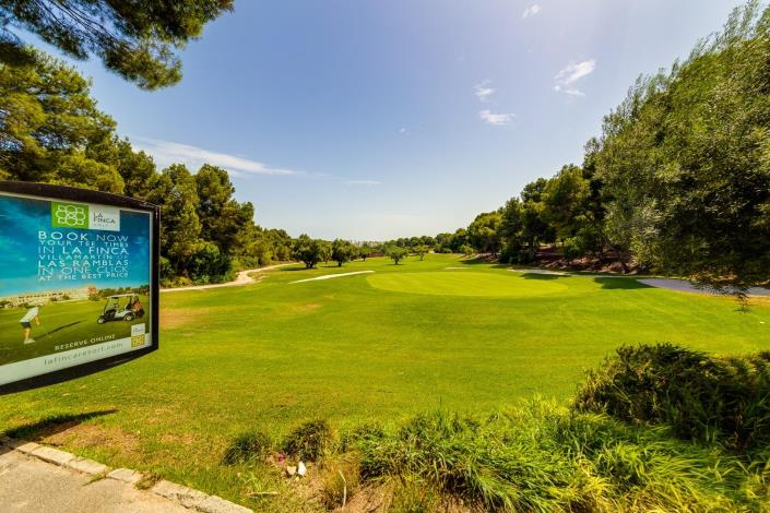 Image No.20-2 Bed Bungalow for sale