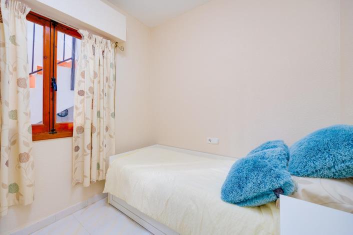 Image No.23-2 Bed Bungalow for sale