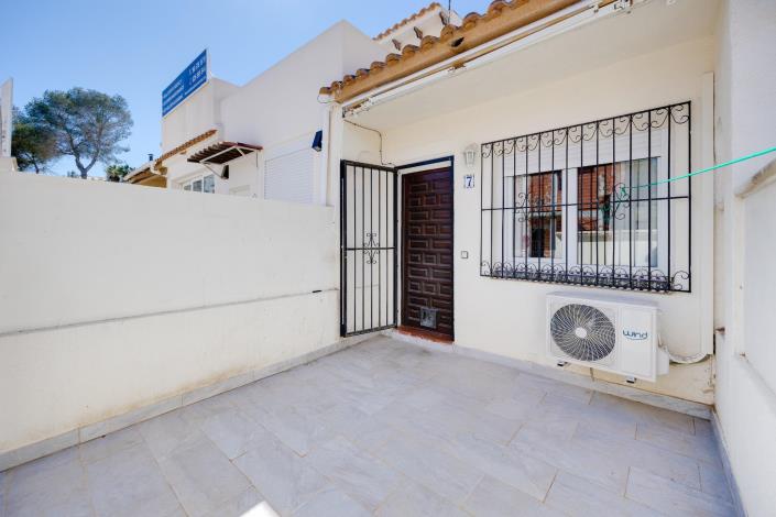 Image No.33-2 Bed Bungalow for sale