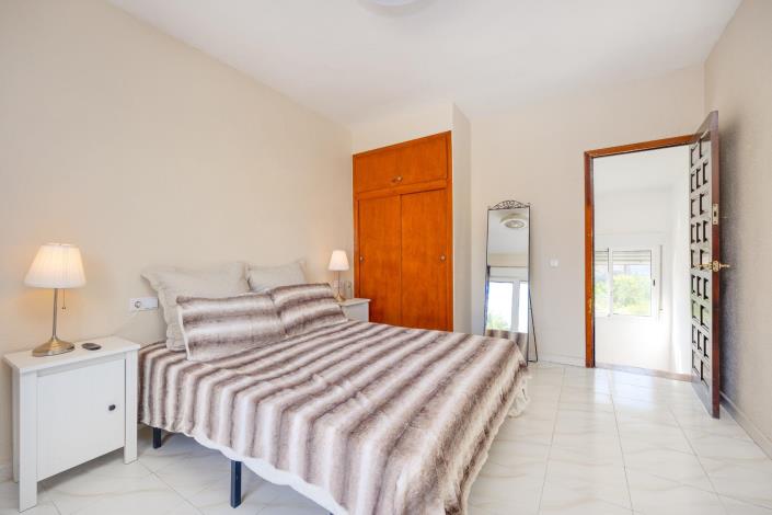 Image No.36-2 Bed Bungalow for sale