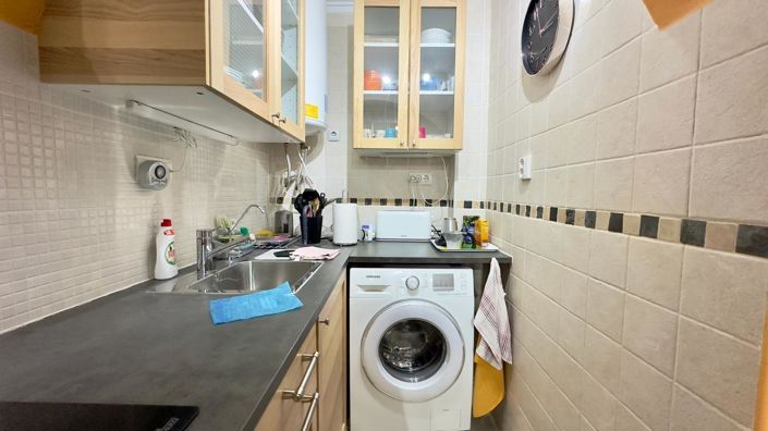 Image No.12-2 Bed House for sale