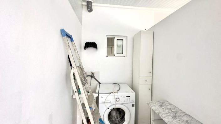 Image No.22-2 Bed Bungalow for sale