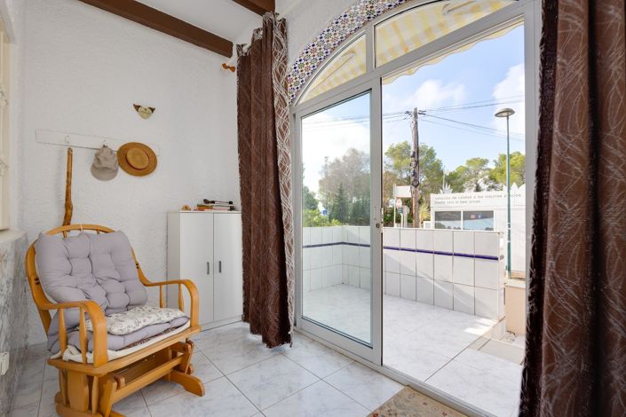 Image No.9-2 Bed Property for sale