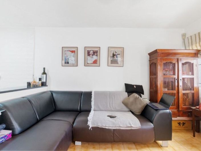 Image No.10-2 Bed House for sale