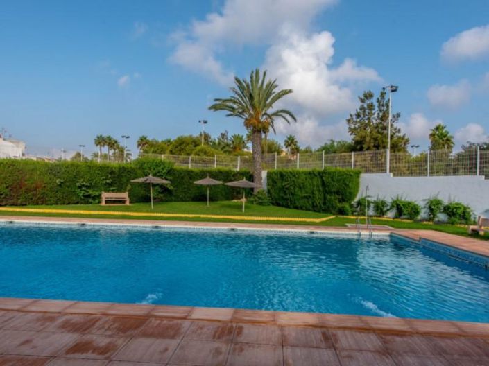 Image No.29-2 Bed House for sale