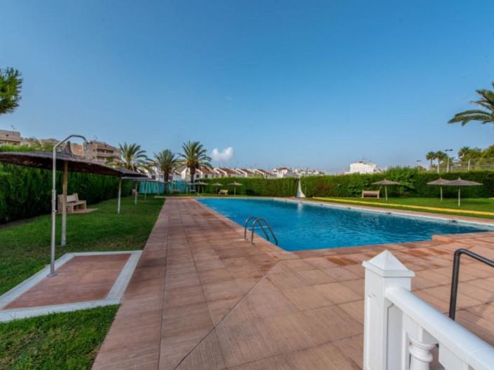 Image No.31-2 Bed House for sale