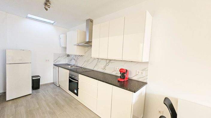 Image No.7-2 Bed House for sale